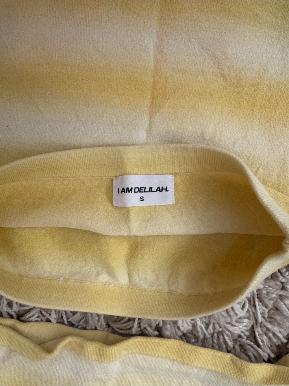 I am Delilah. Yellow two piece set size small. Worn once - Picture 2 of 3